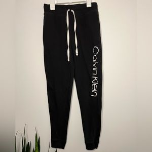 Women’s Black Calvin Klein Sleepwear Pants Size S